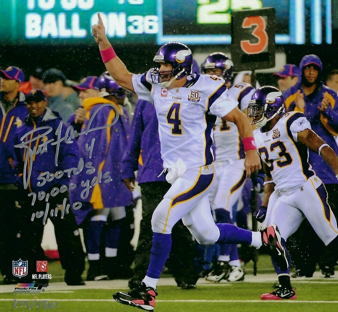 Brett Favre Autographed Signed 8x10 Photo Poster painting NFL HOF Minnesota Vikings REPRINT