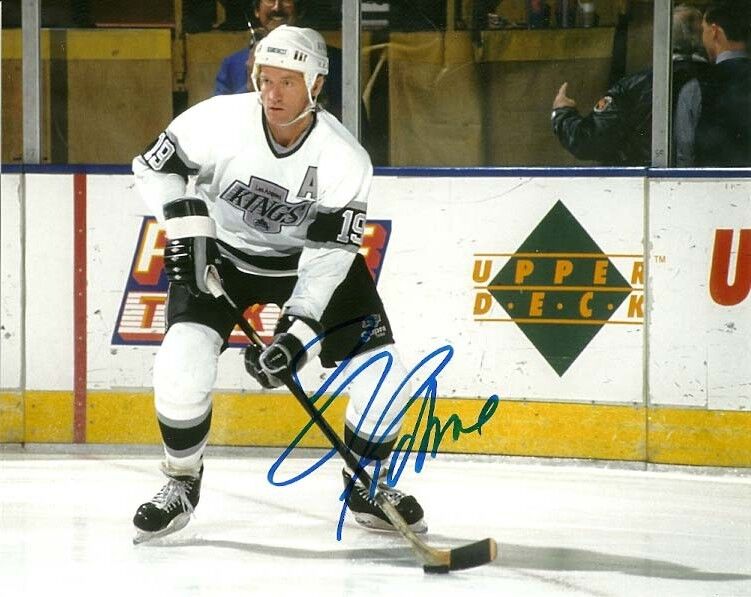 LARRY ROBINSON SIGNED LOS ANGELES LA KINGS 8x10 Photo Poster painting #1 HOCKEY HALL OF FAME