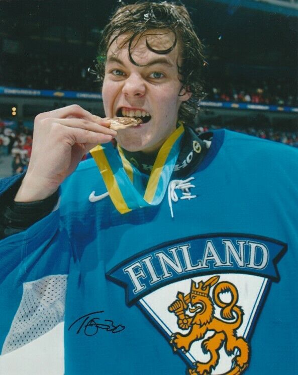 TUUKKA RASK SIGNED TEAM FINLAND 8x10 Photo Poster painting #1 BOSTON BRUINS Autograph PROOF!