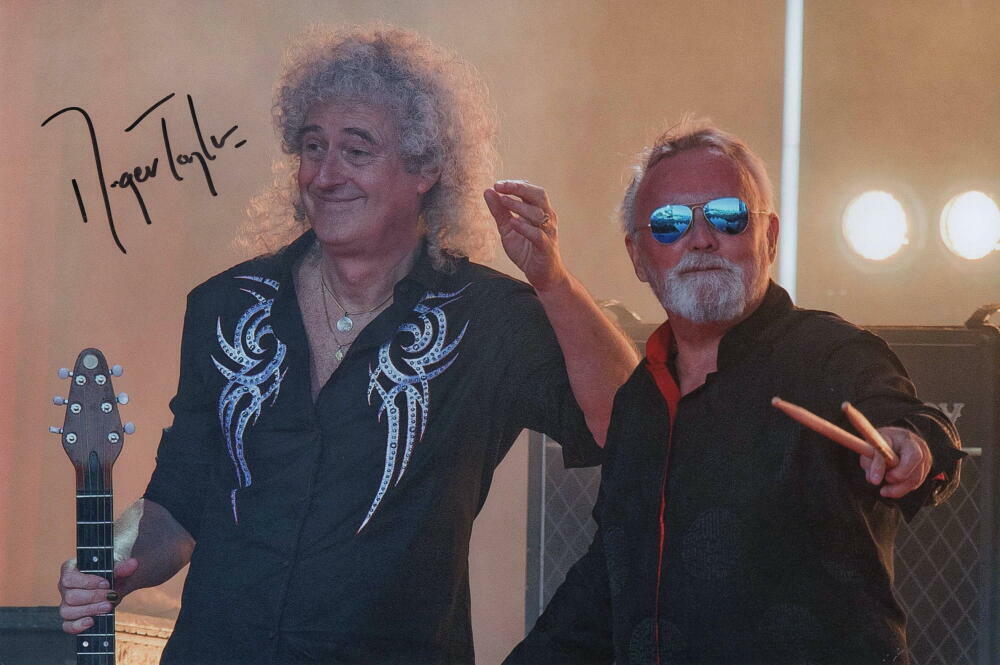 ROGER TAYLOR SIGNED AUTOGRAPH 8X12 Photo Poster painting - QUEEN DRUMMER PICTURED W/ BRIAN MAY