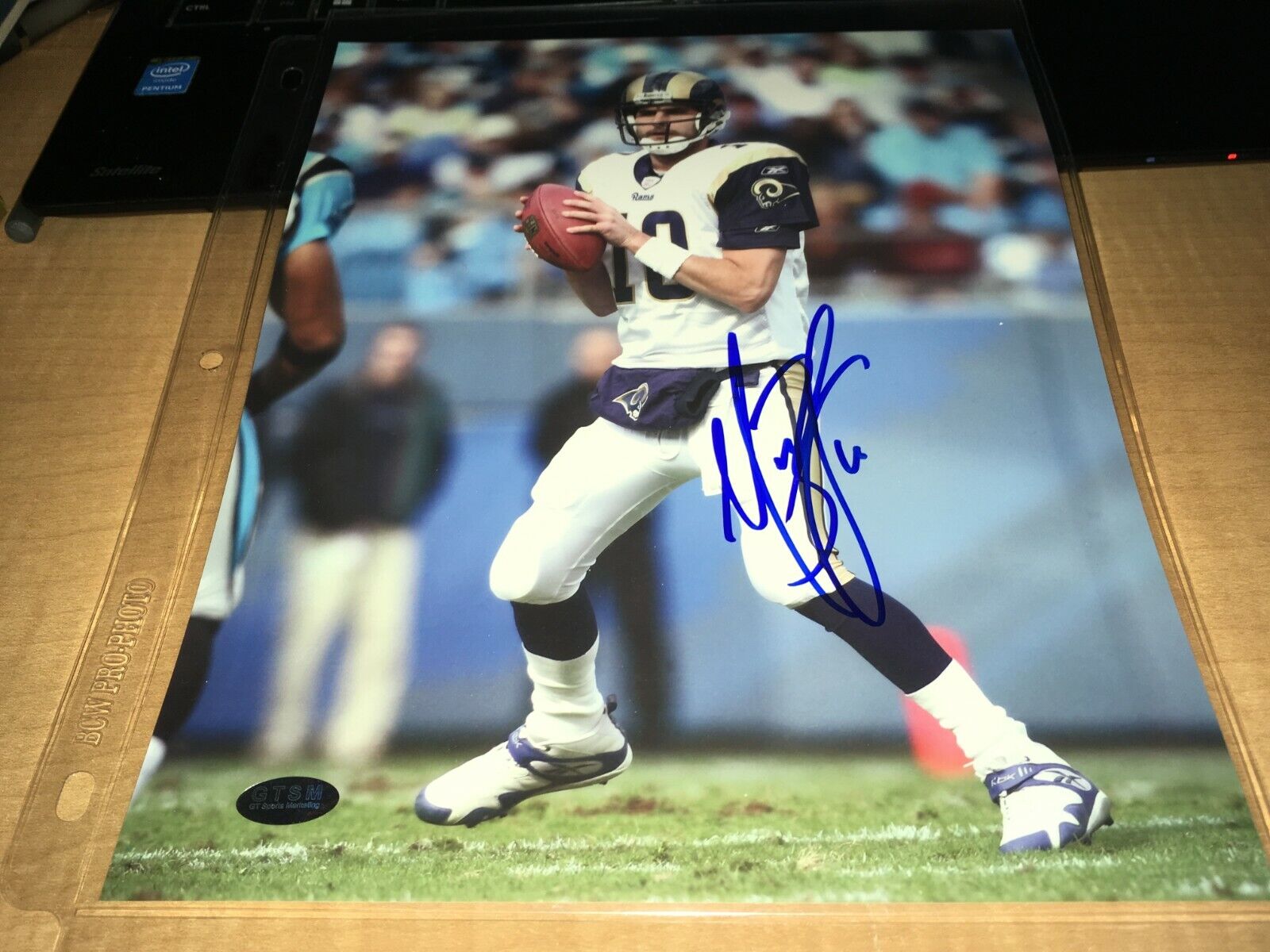 Marc Bulger Los Angeles Rams Signed 8 x 10