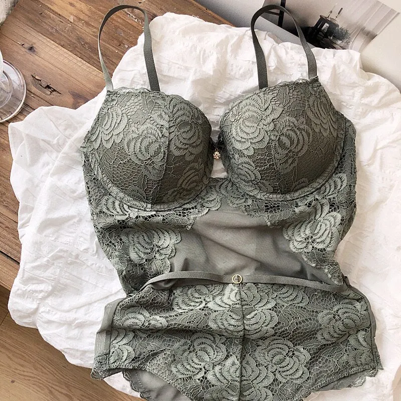 Sexy strappy design one-piece bra set see-through mesh steel ring gathered body shaping underwear embroidery lace lingerie