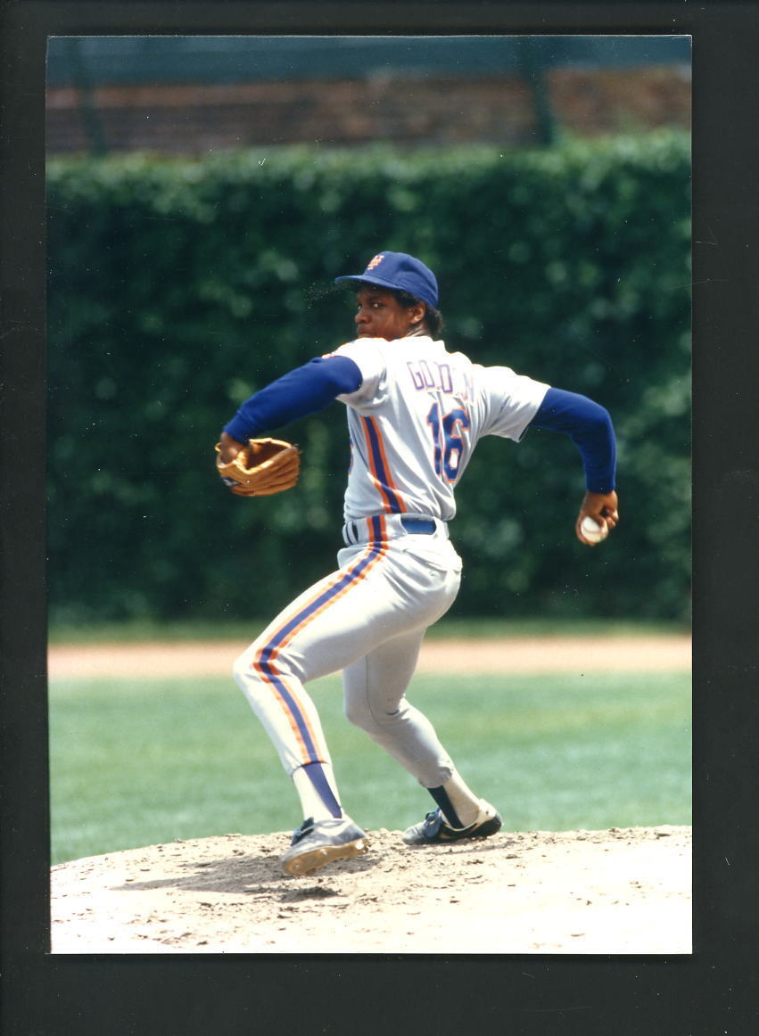 Dwight Gooden Press Original COLOR Photo Poster painting 5 x 7 New York Mets pitching motion