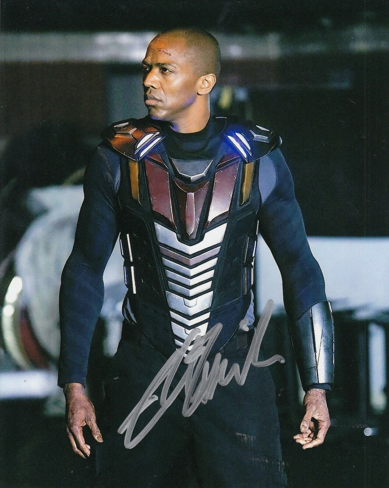 J.AUGUST RICHARDS signed (AGENTS OF S.H.I.E.L.D.) 8X10 Mike Peterson W/COA #1