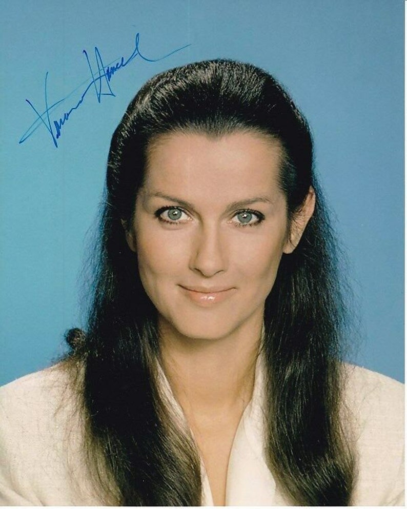 Veronica hamel signed autographed hill street blues joyce davenport Photo Poster painting