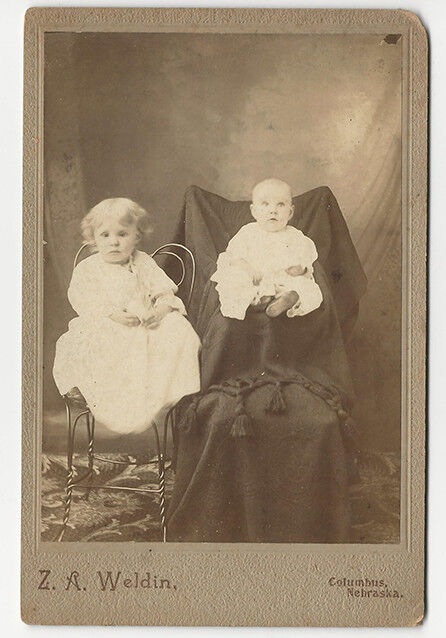 Z.A. Weldin (Columbus Nebraska) Antique Vintage Cabinet Photo Poster painting Two Children Baby