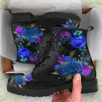 Qengg New leather Rose Dragon Embroidered boots Fashionable Flat lace-up Short boots women shoes Big size 35-43