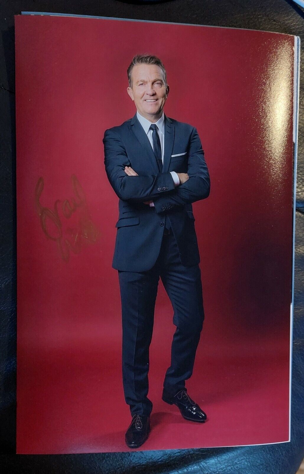 Bradley Walsh Signed Autographed 6x9 Inch Picture