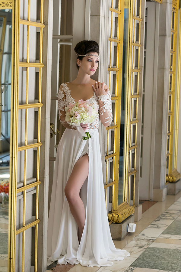 Romantic Long Sleeves Lace Appliques Slit Chiffon Wedding Dress - lulusllly