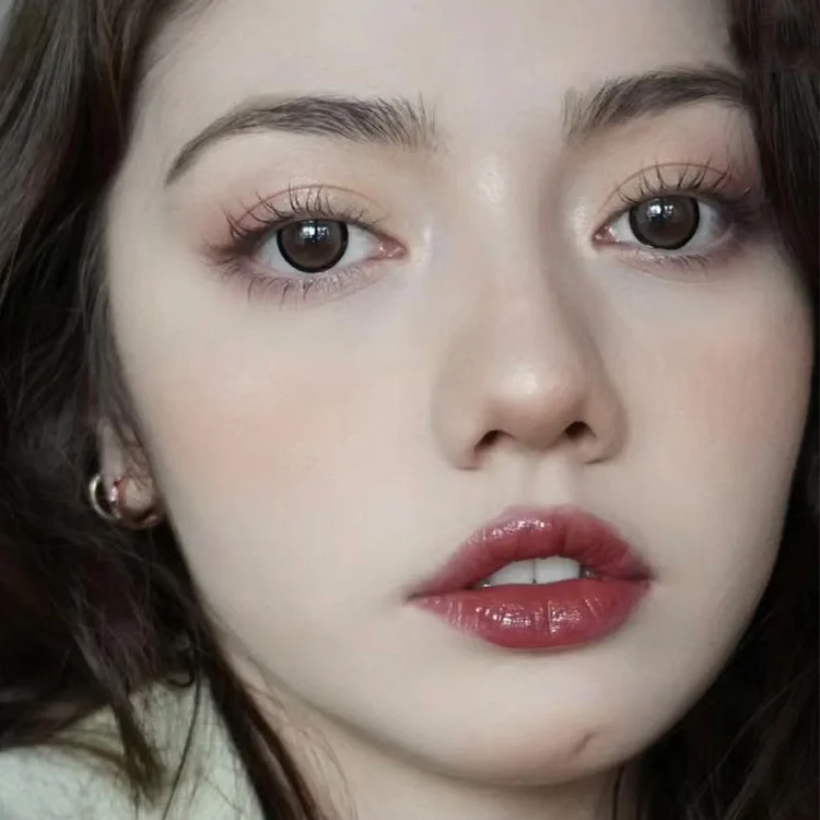 Aprileye Plum Brown