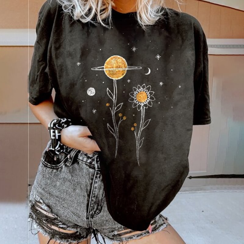   Designer planet flower print casual T-shirt - Neojana