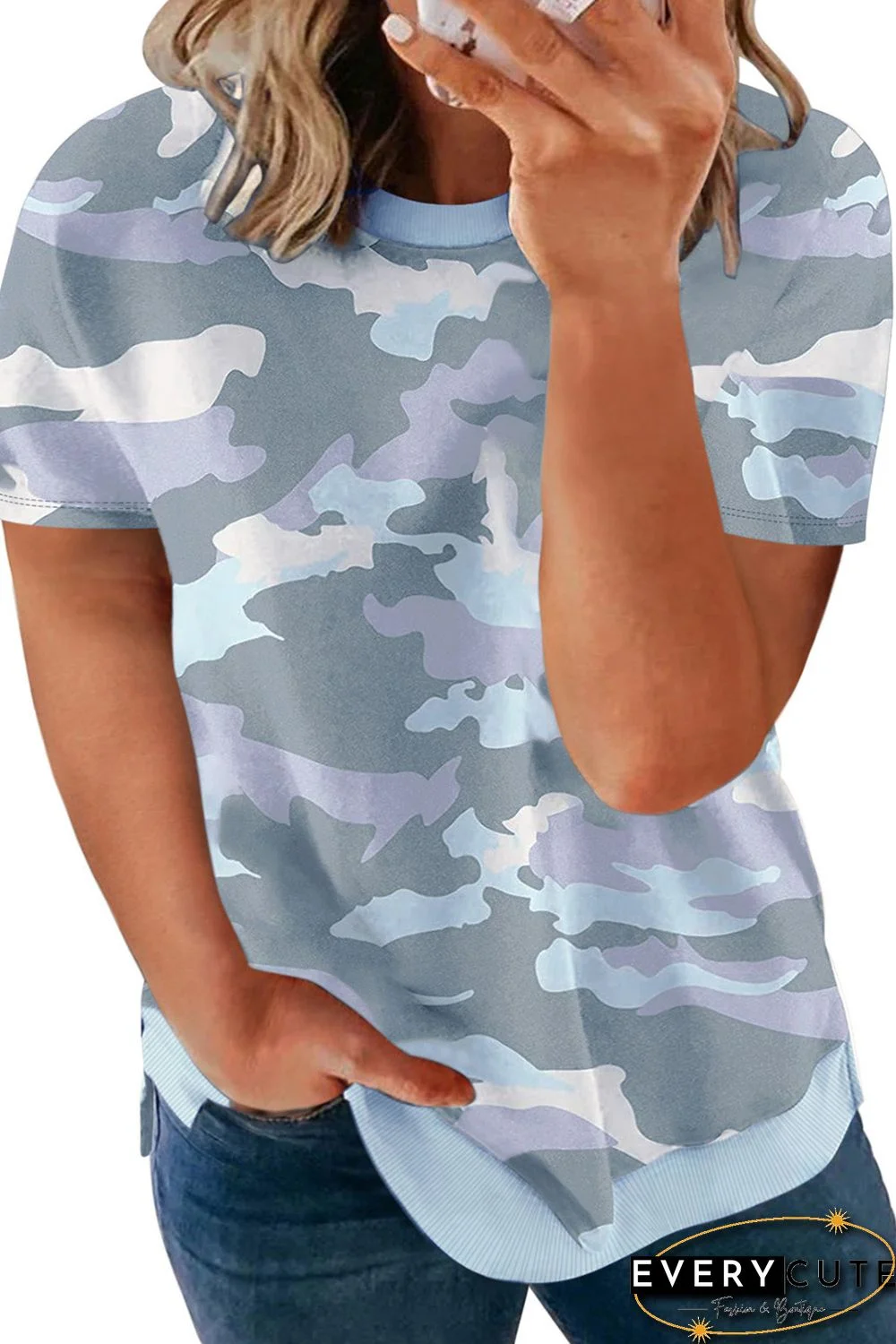 Camouflage Print Round Neck T-shirt with Slits