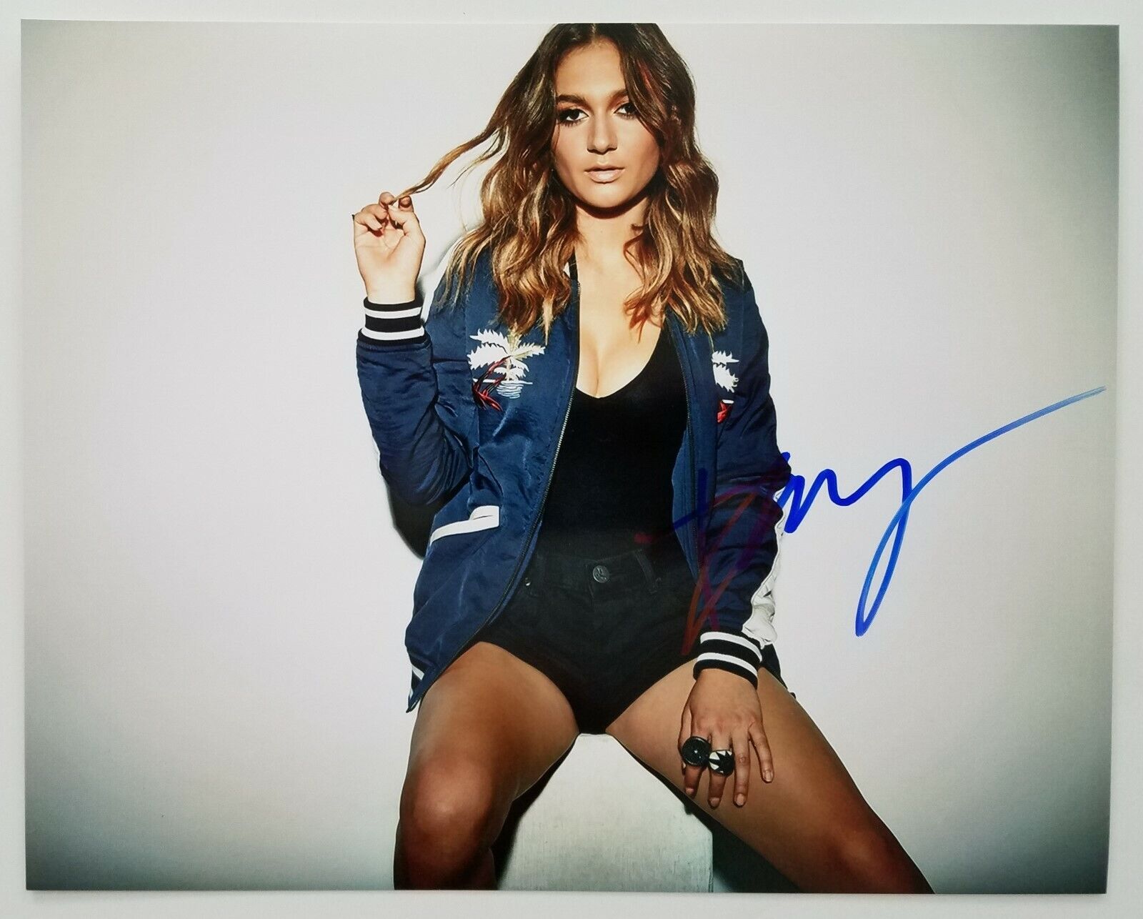 Daya Signed 8x10 Photo Poster painting Beautiful Singer Musician Don't Let Me Down Hideaway RAD