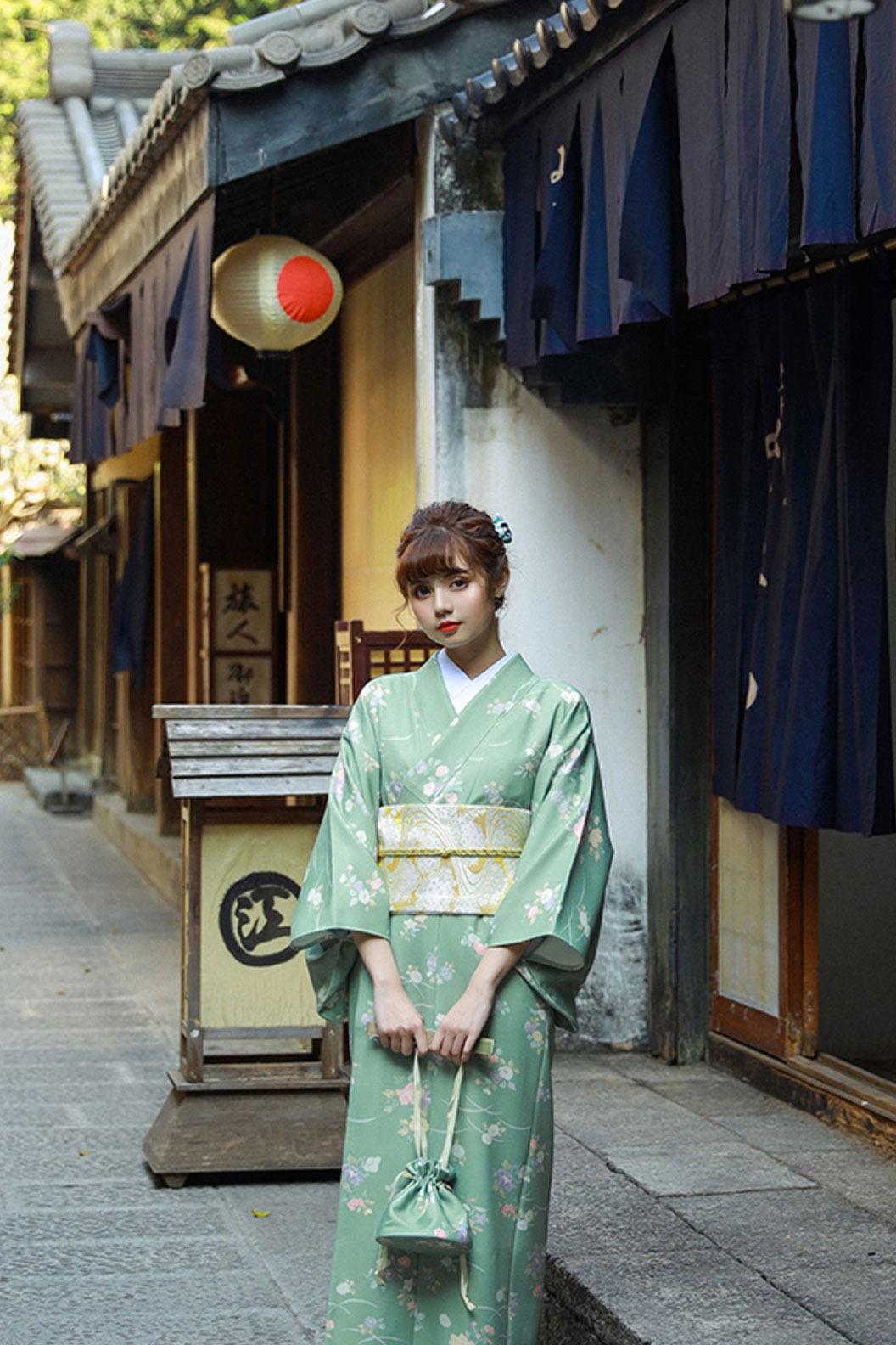Yukata Kimono Green Robe with Artistic Style and Elegant Yukata - はなびたいかい Stupa Stones