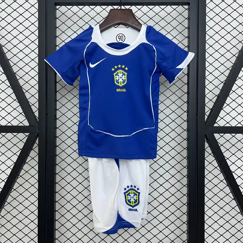 Retro 2004-06 Brazil Soccer Jersey Away
