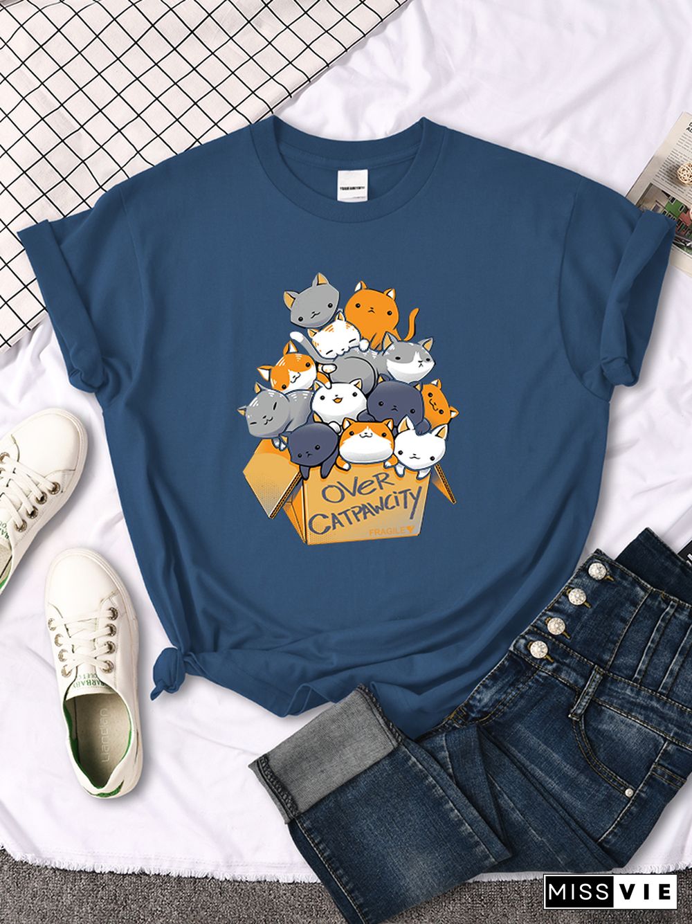 Womany Cats Gathered In The Printing Woman Tshirt Leisure Creativity T Shirt Summer Newtop Crewneck Breathable Woman T Shirts