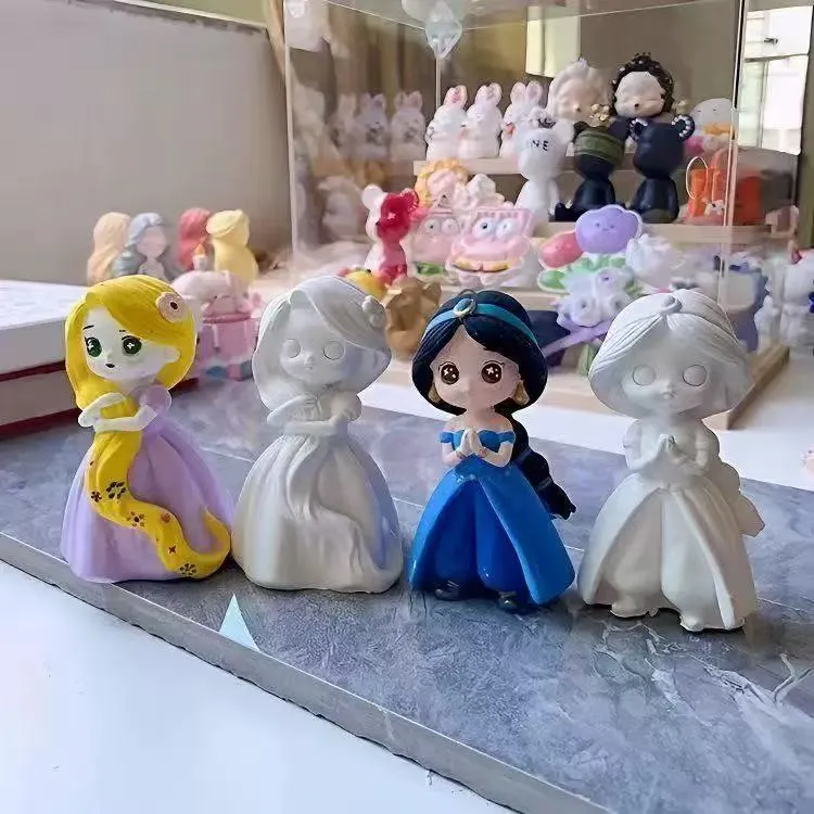 3D hot-selling Aisha Snow White plaster doll princess children's DIY hand-painted graffiti main white embryo three-dimensional doll