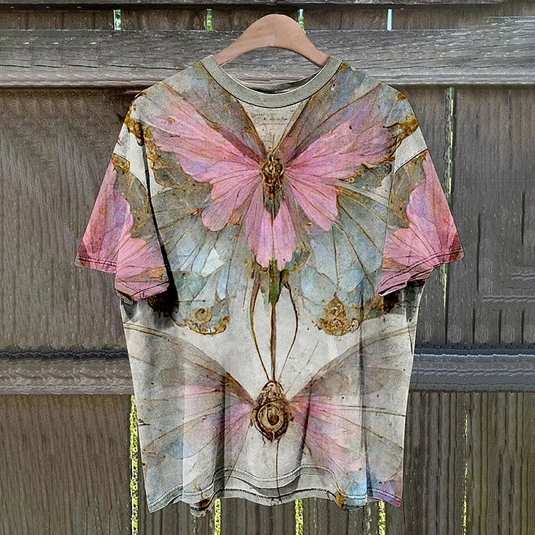 Butterfly Art Retro Loose T-Shirt