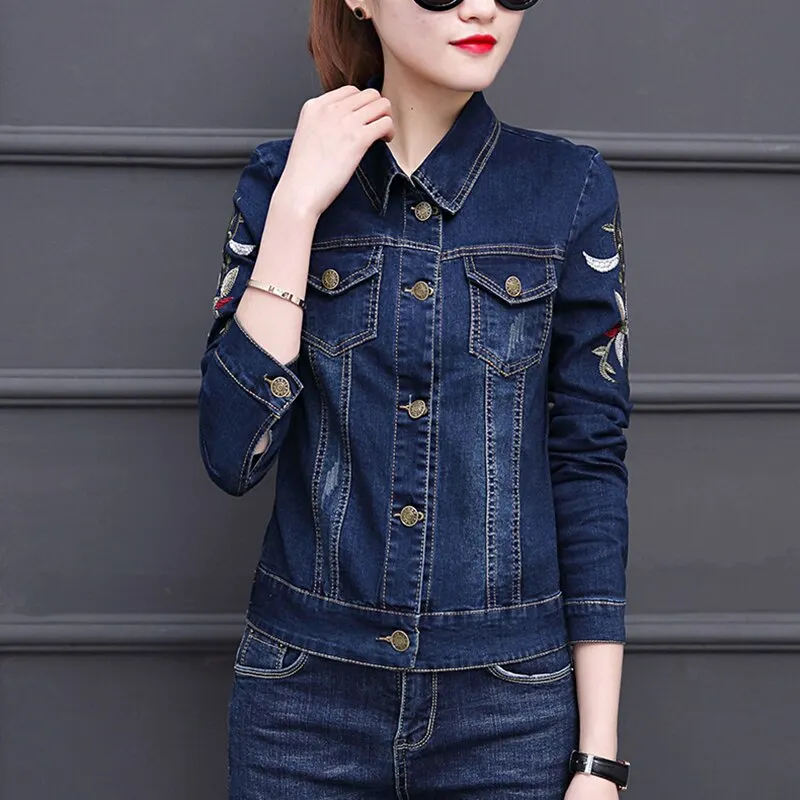 Jeans Jackets Women 2019 Autumn Flower Embroidery Vintage Female Long Sleeve Casual Coats and Top Woman Blue Short Denim Jackets