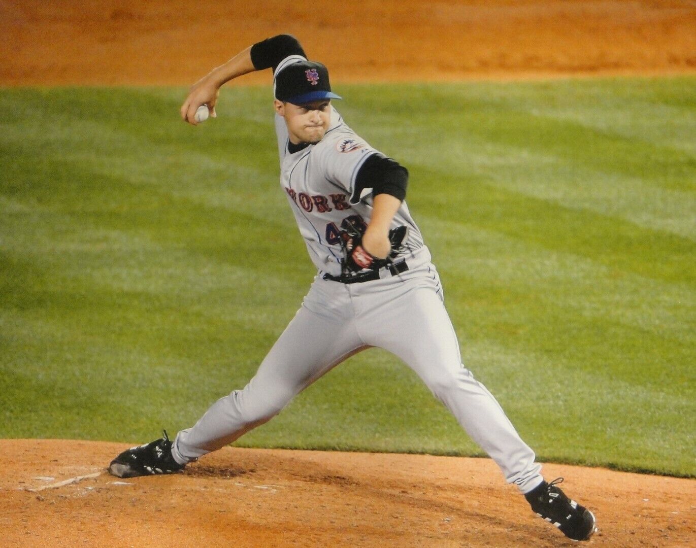 Aaron Heilman Unsigned 16x20 Photo Poster painting New York Mets Pitching