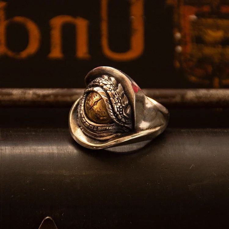 Coutureaura Wisdom Demon Dragon Eye Ring