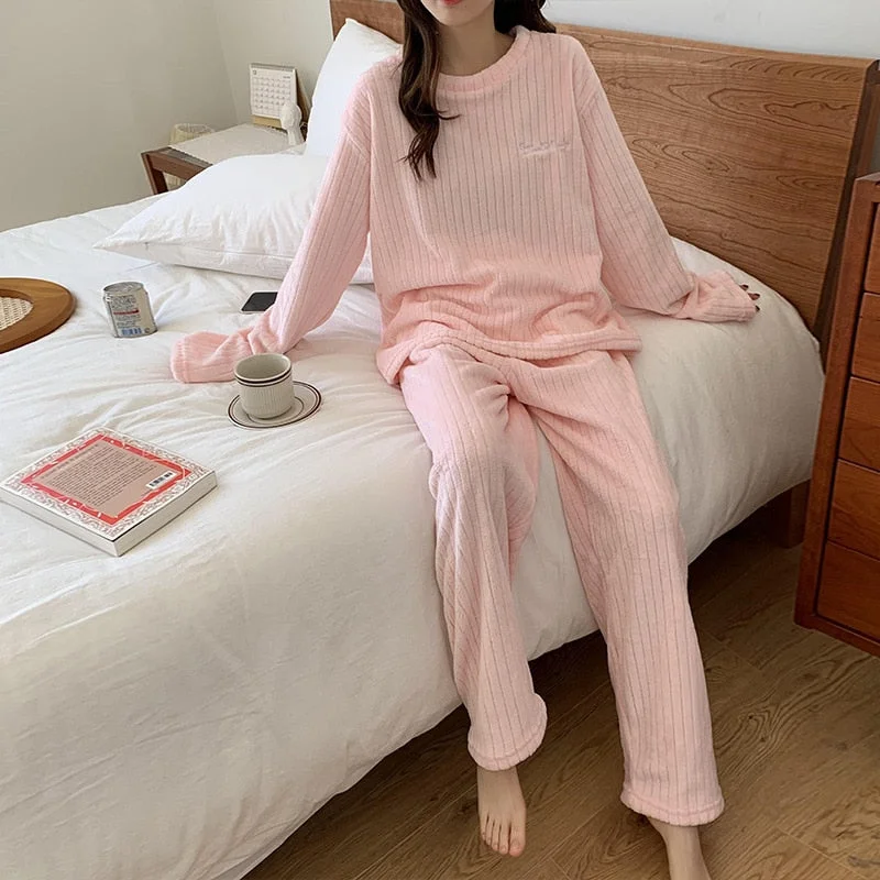 Winter Warm Women Pajamas Set Flannel Pajamas Homewear Sweatshirt Hoodies Thick Female Sleepwear Plush Pyjamas Suit Solid Color