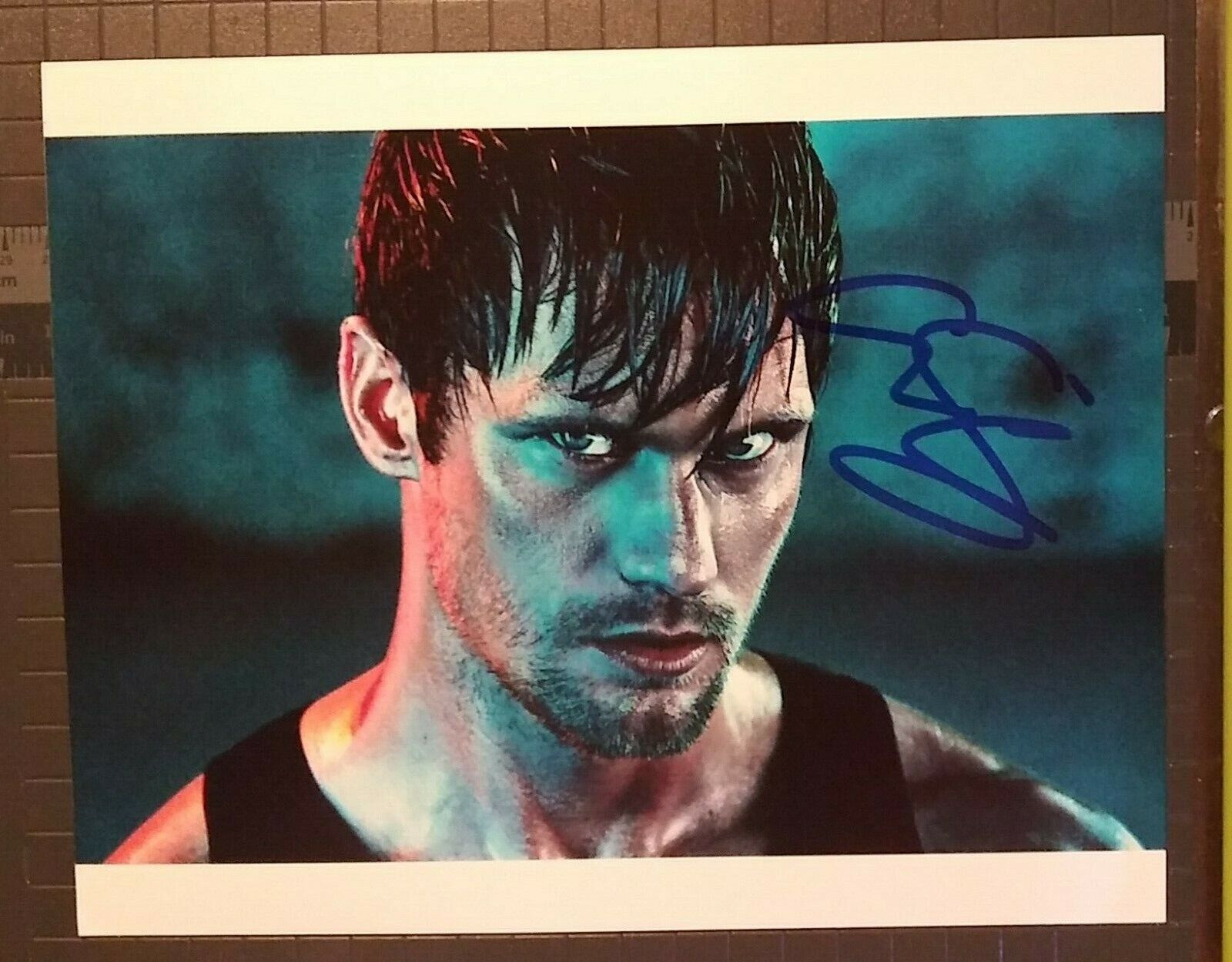 Alexander Skarsgard signed 8x10