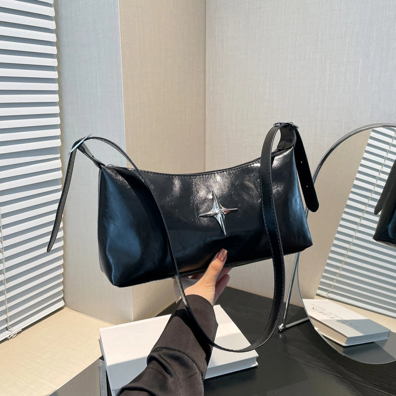 This Year’s Popular Soft Leather Pillow Bag Fashion Simple Commute Shoulder Bag Retro Messenger Bag