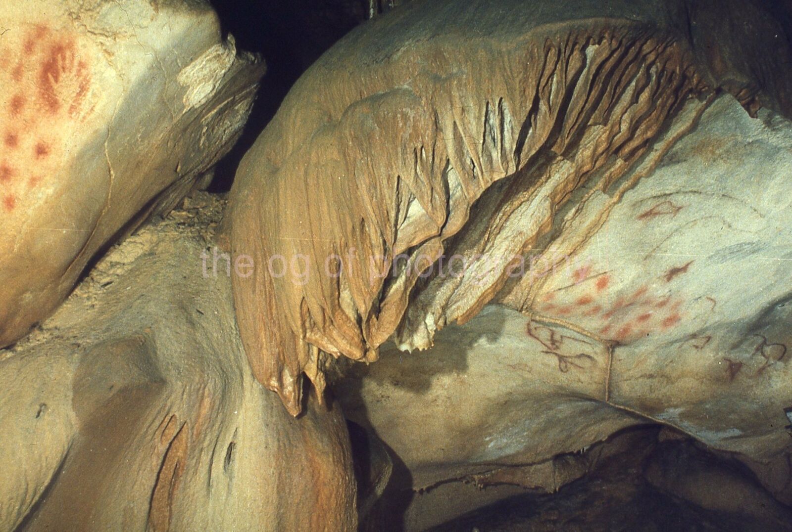 PREHISTORIC Art FOUND SLIDE Cave AT Pech-Merle FRANCE Photo Poster painting 011 T 2 S