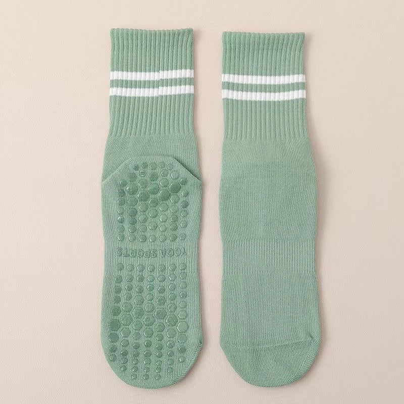 Yoga Socks Non-slip Women’s Mid-calf Length Socks Pure Cotton Fitness Dance Pilates Professional Non-slip Sports Adult Floor Socks