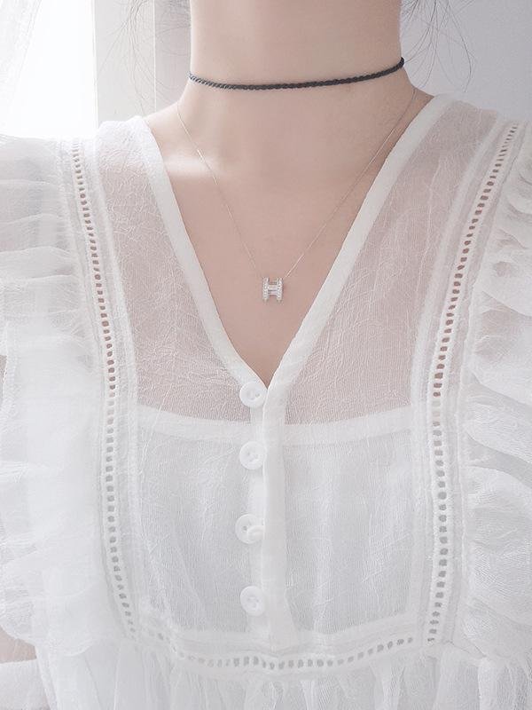 Simple Silver H Necklace
