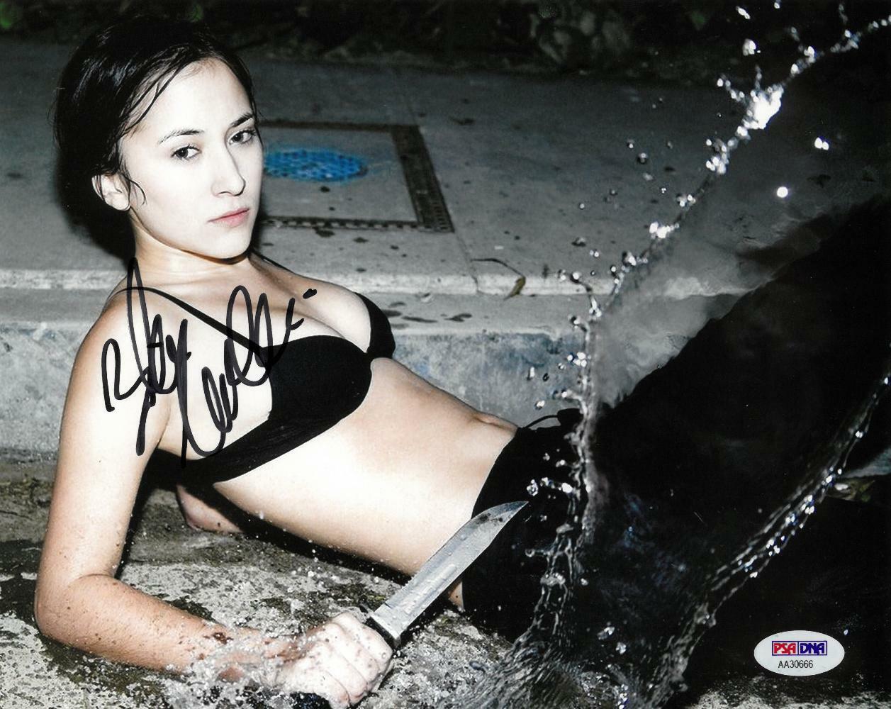 Zelda Williams Signed Authentic Autographed 8x10 Photo Poster painting PSA/DNA #AA30666