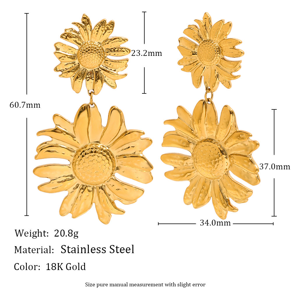 Ins Fashion French Exaggerated Retro Earrings Stainless Steel 18K Gold Plated Large And Small Daisy Earrings For Women