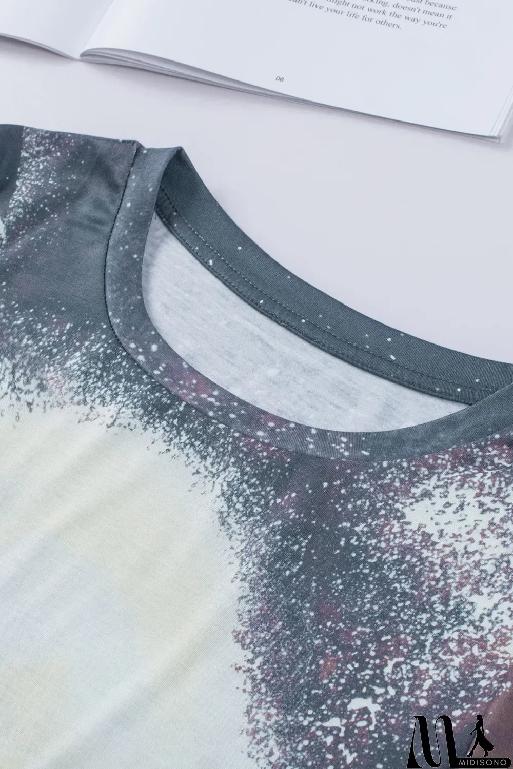 MidiSono - Blank Apparel - Multicolor Crew Neck Bleached Tie-dye Basic Tee