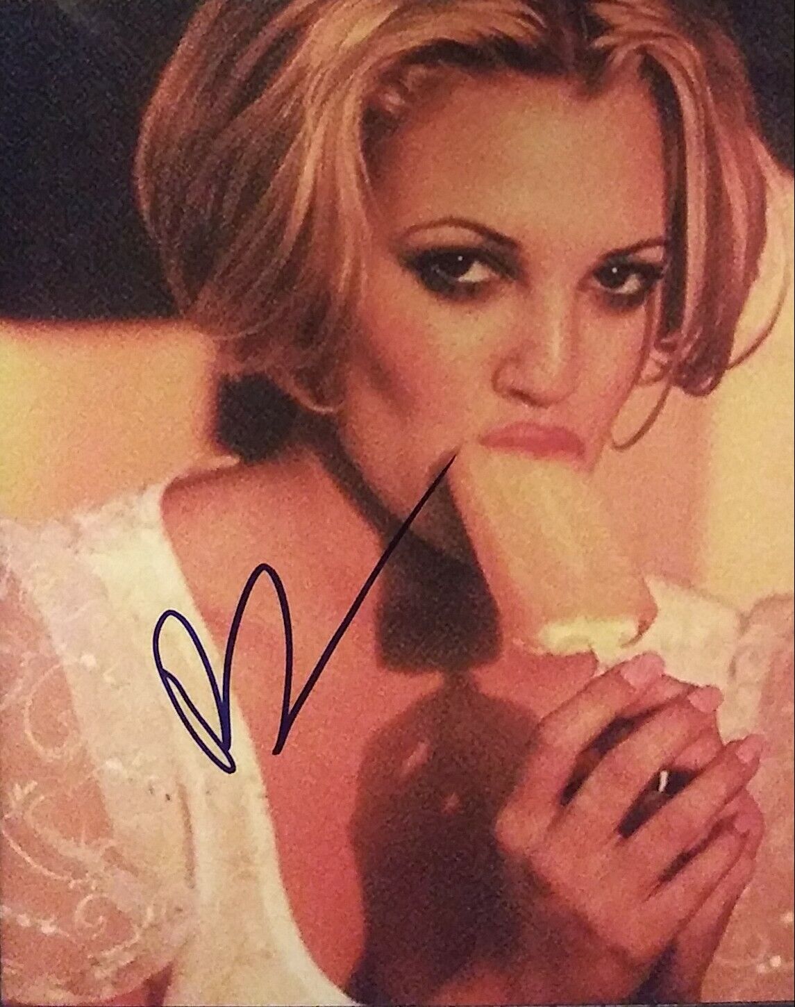 Drew Barrymore signed 8 x 10