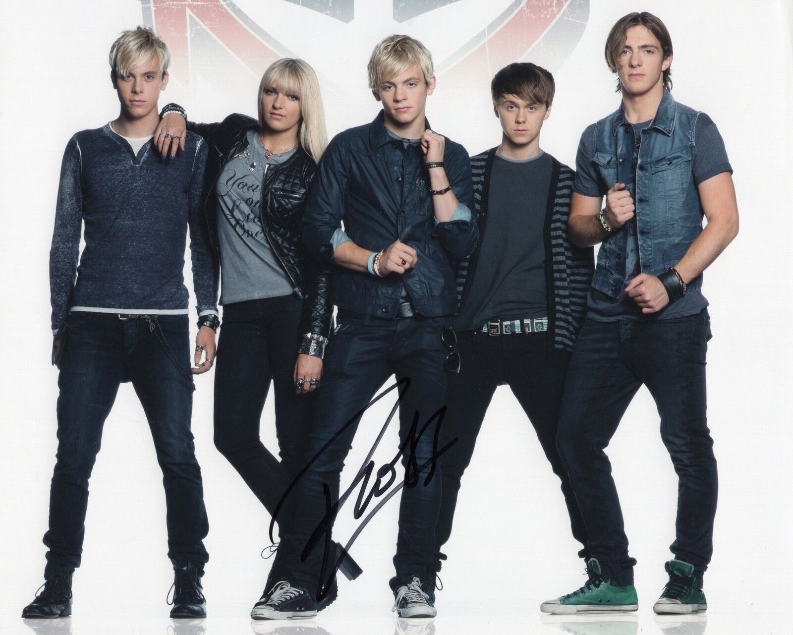 Ross Lynch R5 Austin & Ally Austin Moon Signed 8x10 Photo Poster painting w/COA