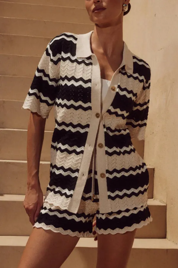Stylish Color-blocked Striped Loose-fitting Short-sleeved Top and Elastic Wst Casual Shorts Knitted Cover-up Set