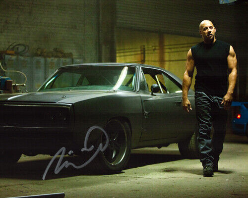 Autographed Photo Poster painting Vin Diesel Signed 8 x 10