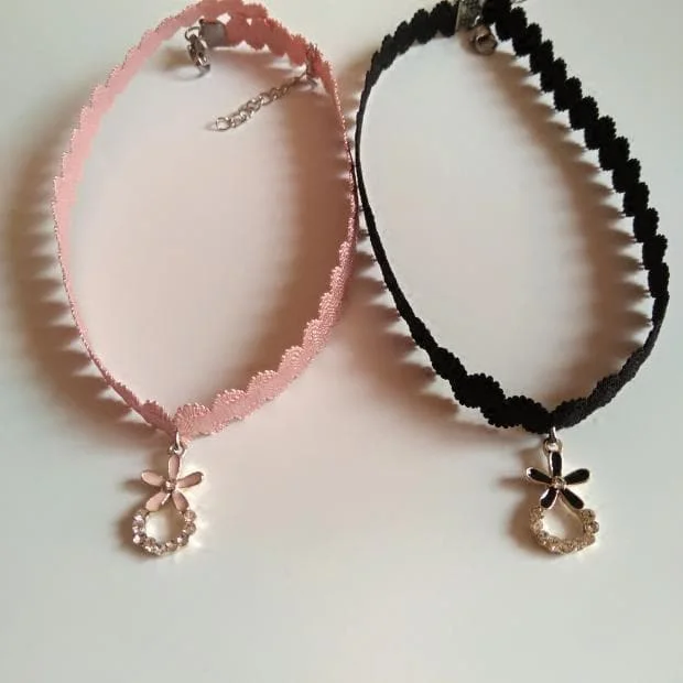 Pink/Black Flower Pendant Choker Necklace SP1811905