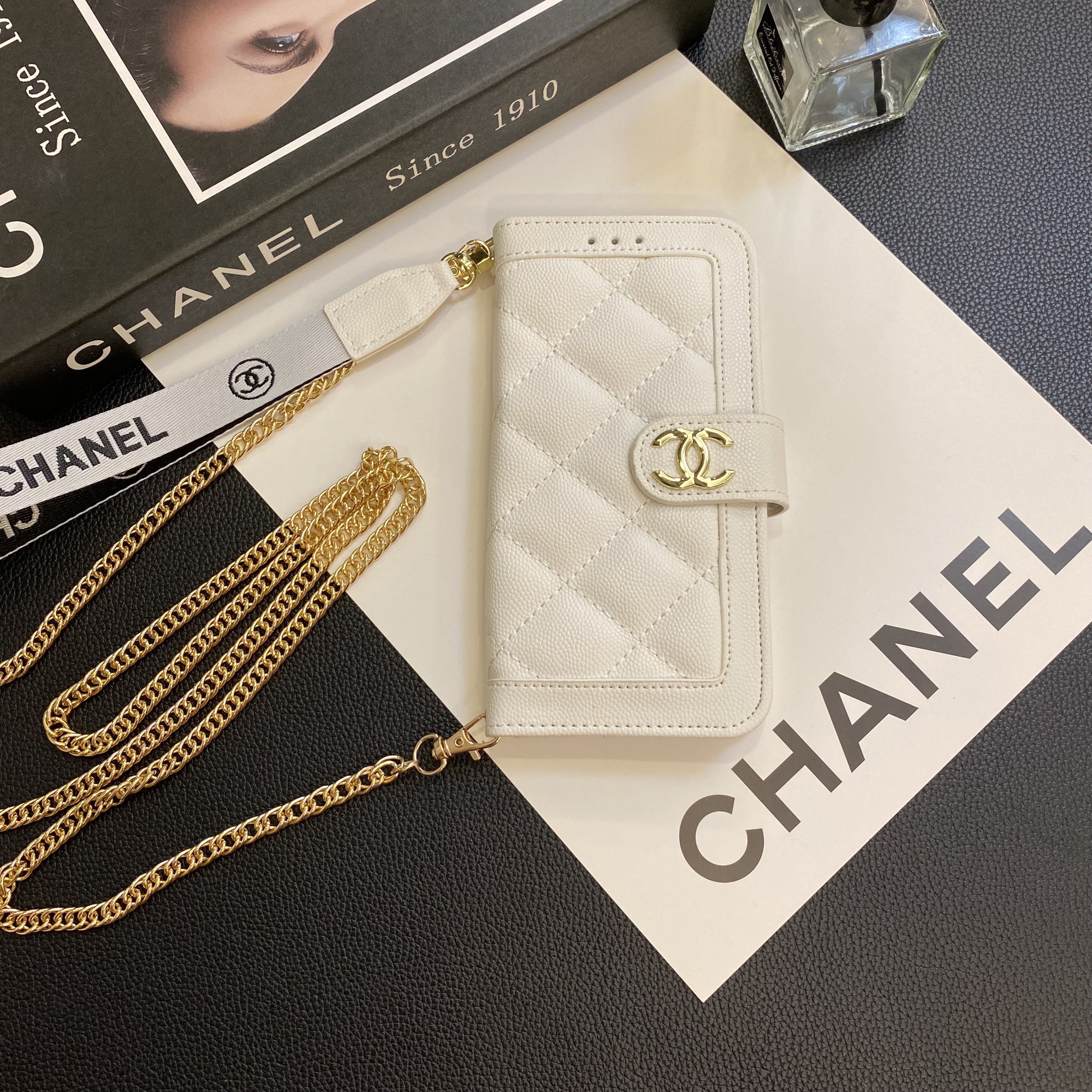 Chanel Genuine Leather Wallet Leather Crossbody Bag Apple iPhone Case