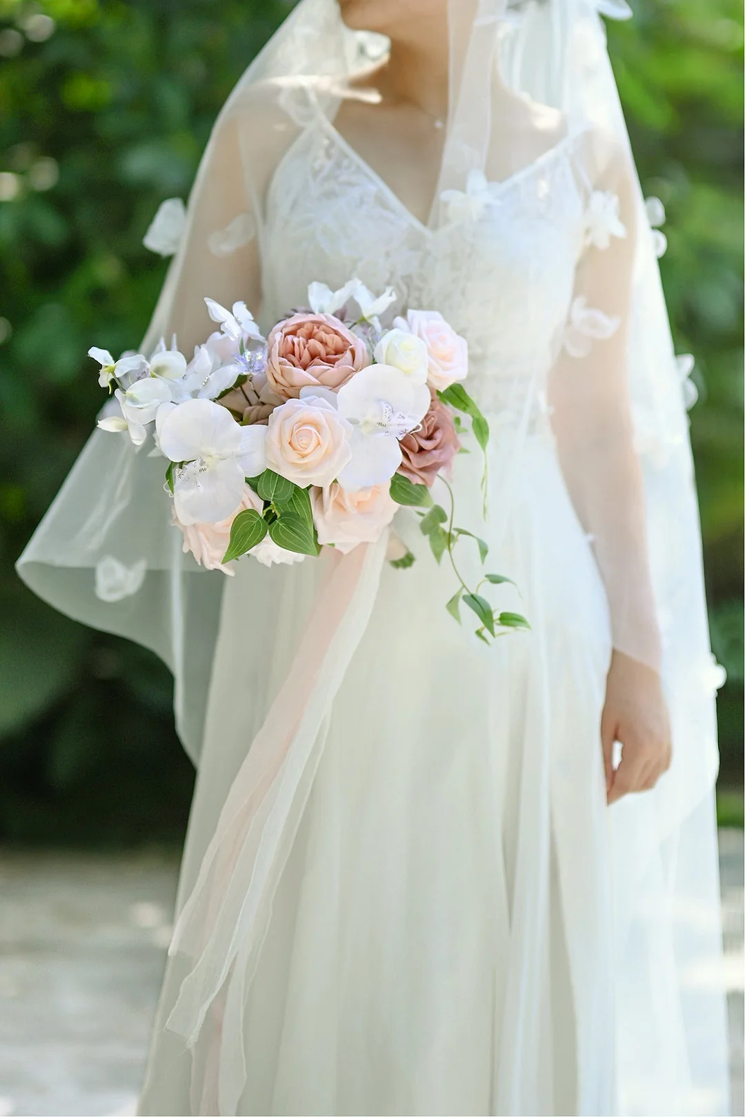 Micro Free-Form Bridal Bouquets in Dusty Rose & Ivory