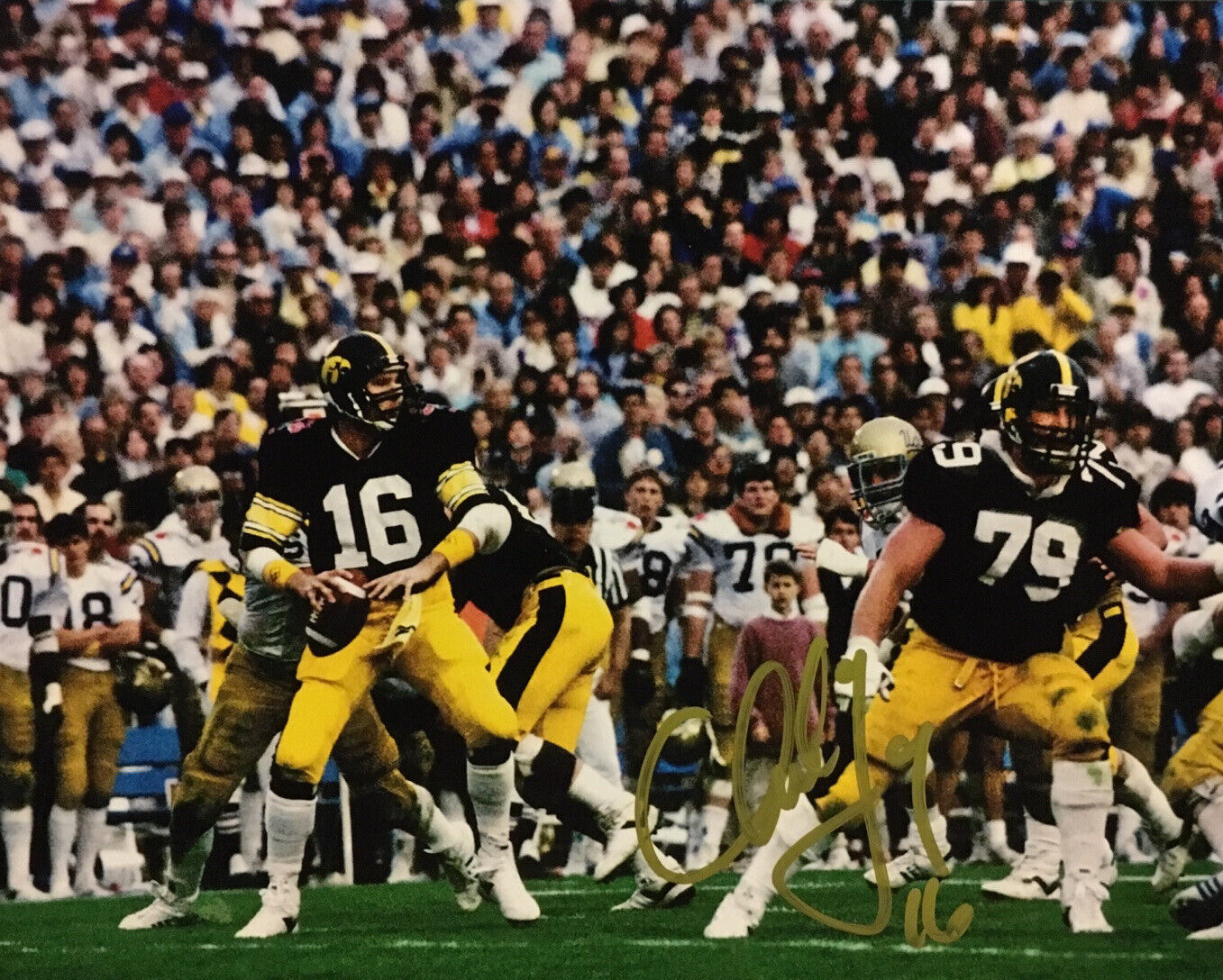 CHUCK LONG HAND SIGNED 8x10 Photo Poster painting IOWA HAWKEYES LEGEND QB RARE AUTHENTIC + PROOF