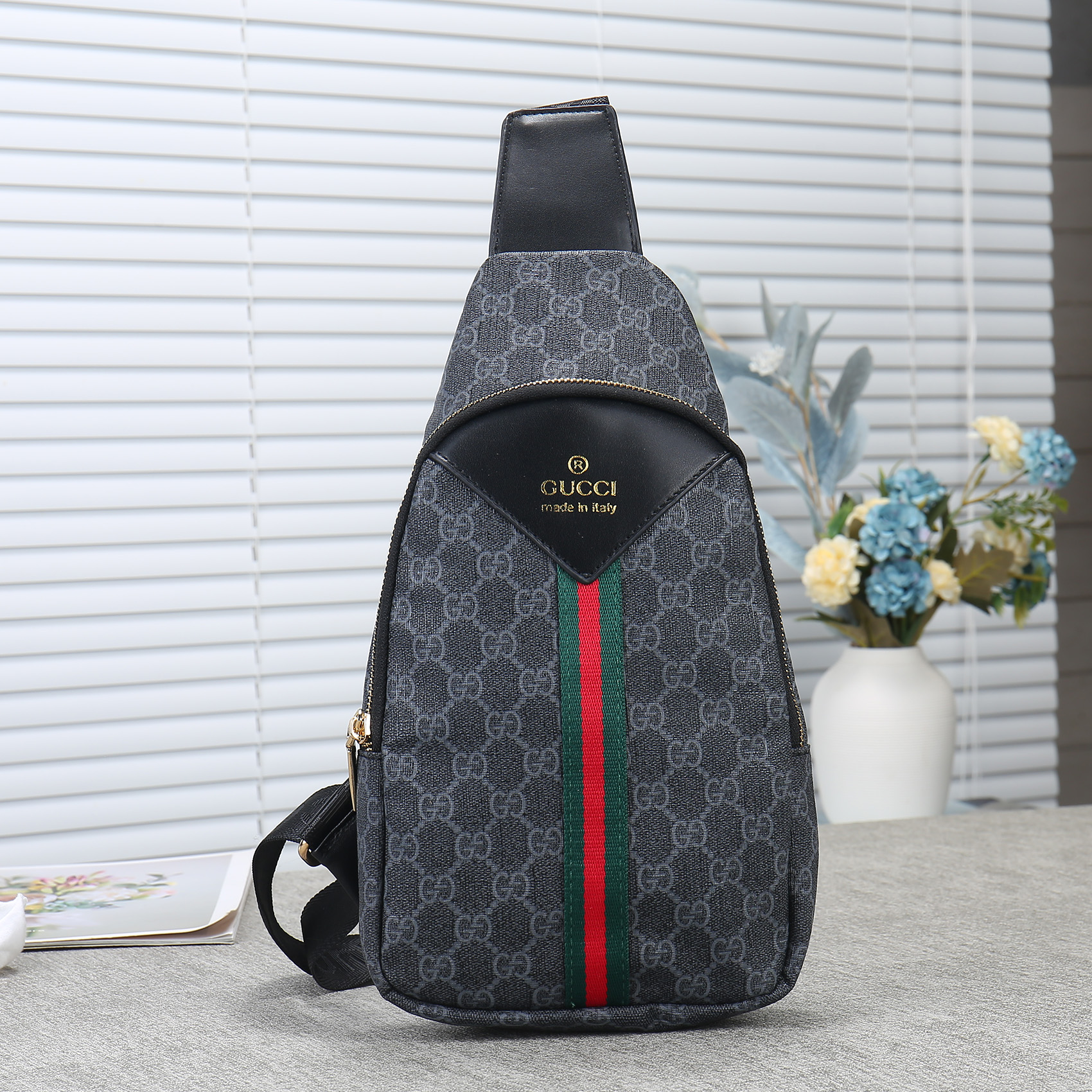 【Brand Clearance Discount💯💯💯】Classic Fashionable Men’s Shoulder Bag-UAE Style