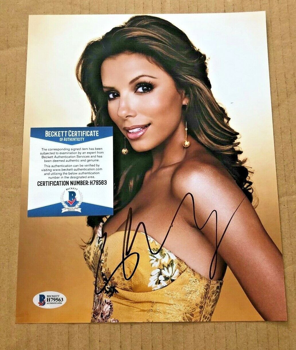 EVA LONGORIA SIGNED 8X10 SEXY Photo Poster painting BECKETT CERTIFIED