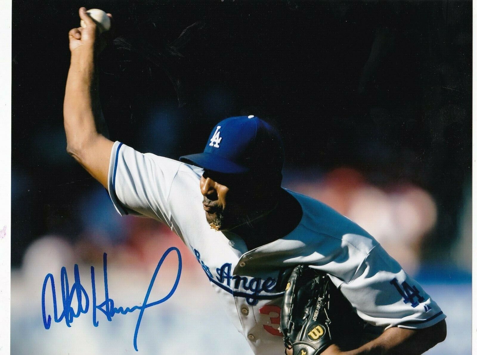 ROBERTO HERNANDEZ LOS ANGELES DODGERS ACTION SIGNED 8x10