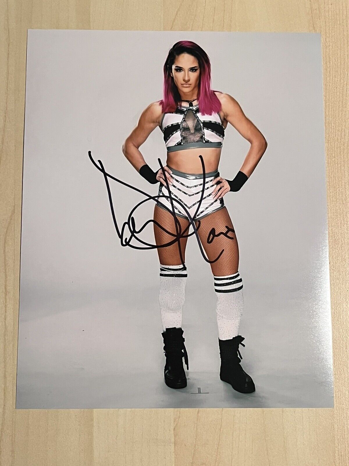 DAKOTA KAI HAND SIGNED 8x10 Photo Poster painting WWE NXT STAR AUTOGRAPHED AUTHENTIC COA