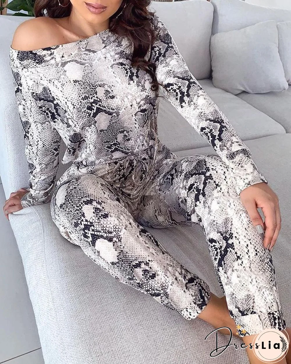 Snakeskin Print Long Sleeve Top & Drawstring Pants Set P14900