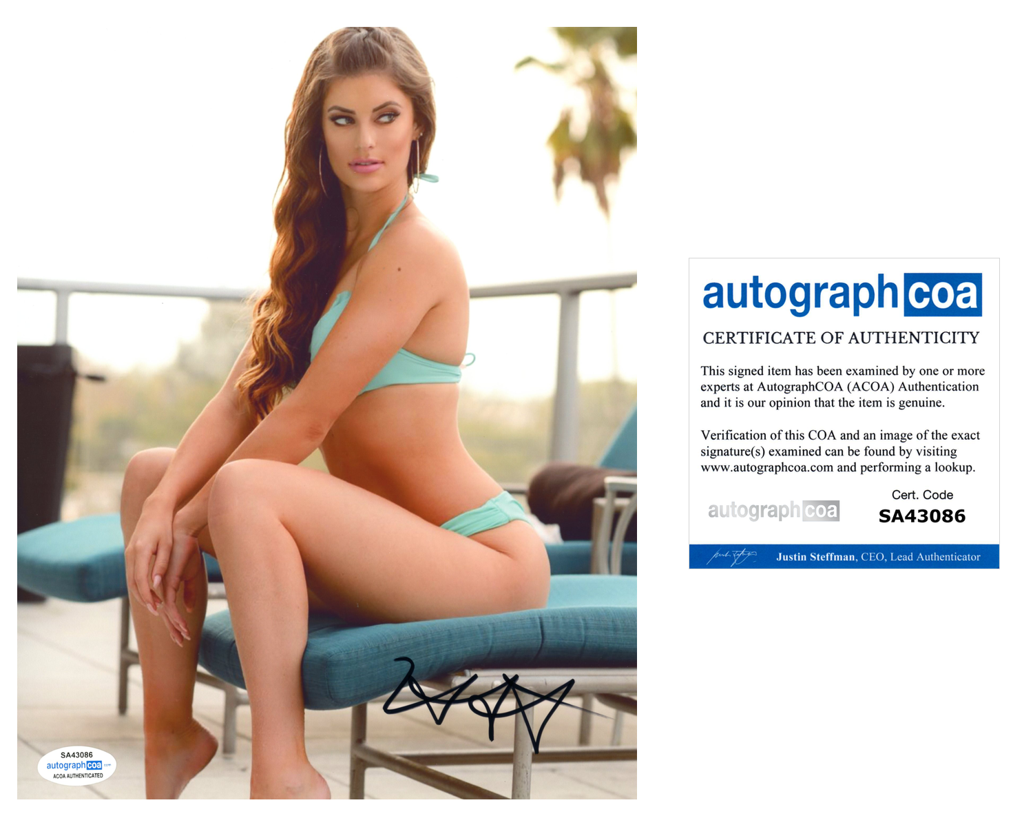 Hannah Stocking Signed Autographed 8x10 Photo Poster painting Actress ACOA COA