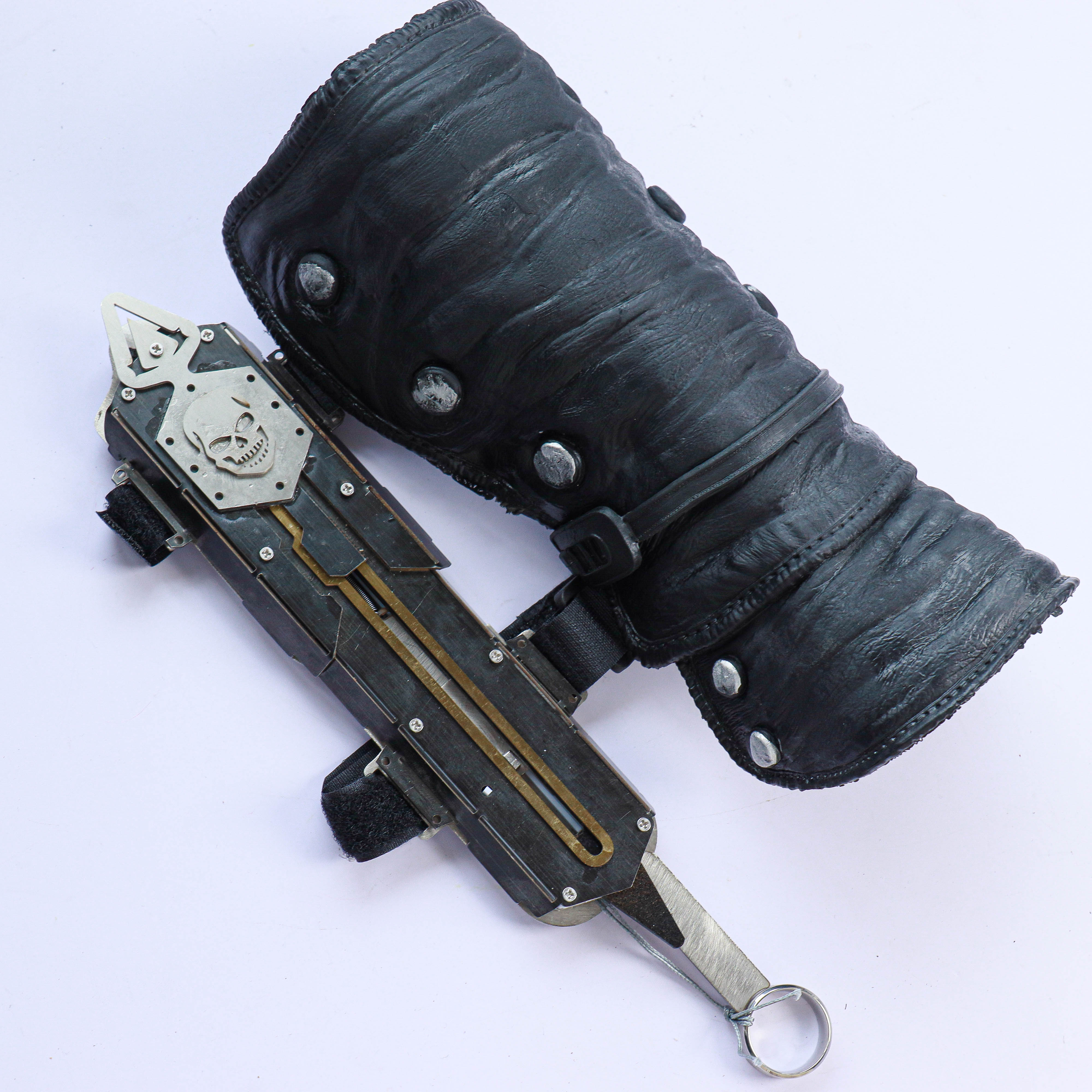 Hidden Blade Plastic Blade - Edward hidden blade image 2