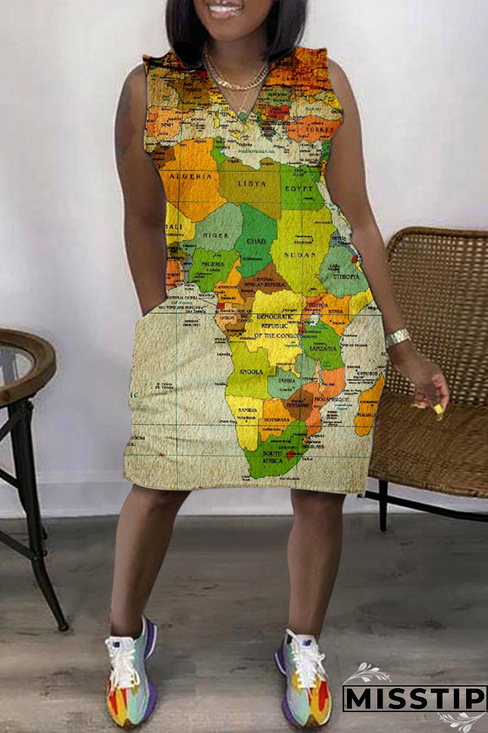 Green Fashion Casual Print Patchwork V Neck Sleeveless Plus Size Dress